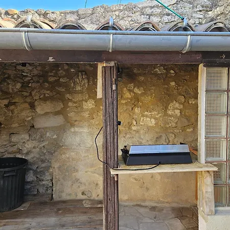 Studio A Les Avignon Apartamento *